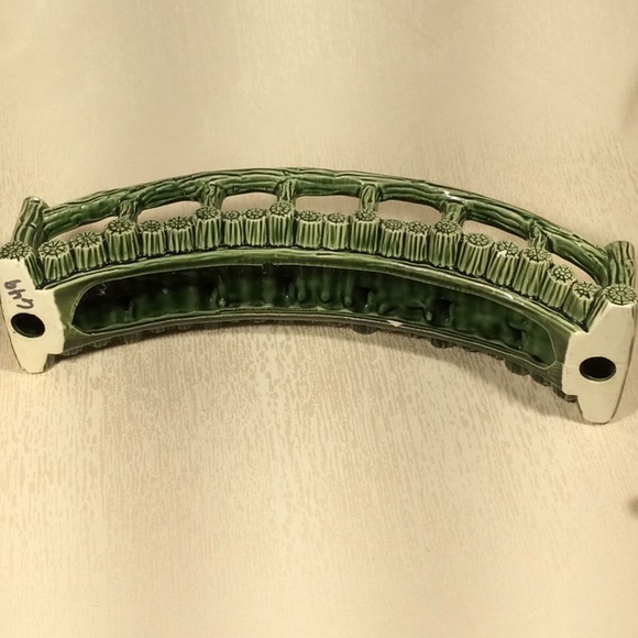 Two Fish tank Bridge Decorations - Picture 4 of 14